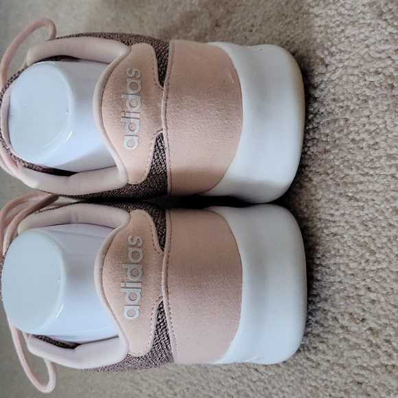 Adidas Cloudfoam Gym Shoe - Picture 4 of 11